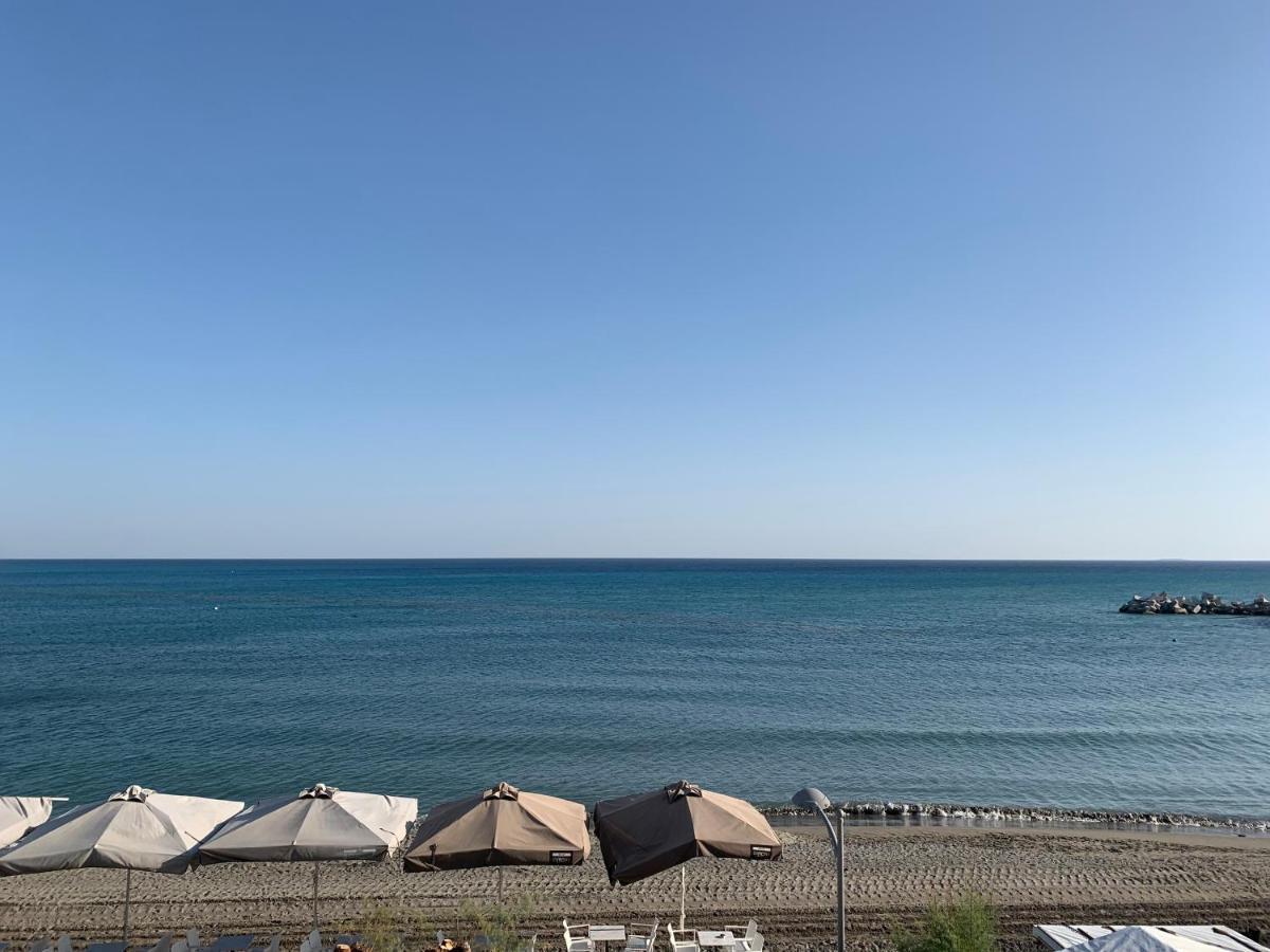 Central Urban Luxury Sea View Apt Since 2009 Ierápetra Esterno foto